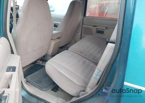 1994 Ford Explorer z USA, uszkodzony, nr VIN 1FMDU34X9RUC55066